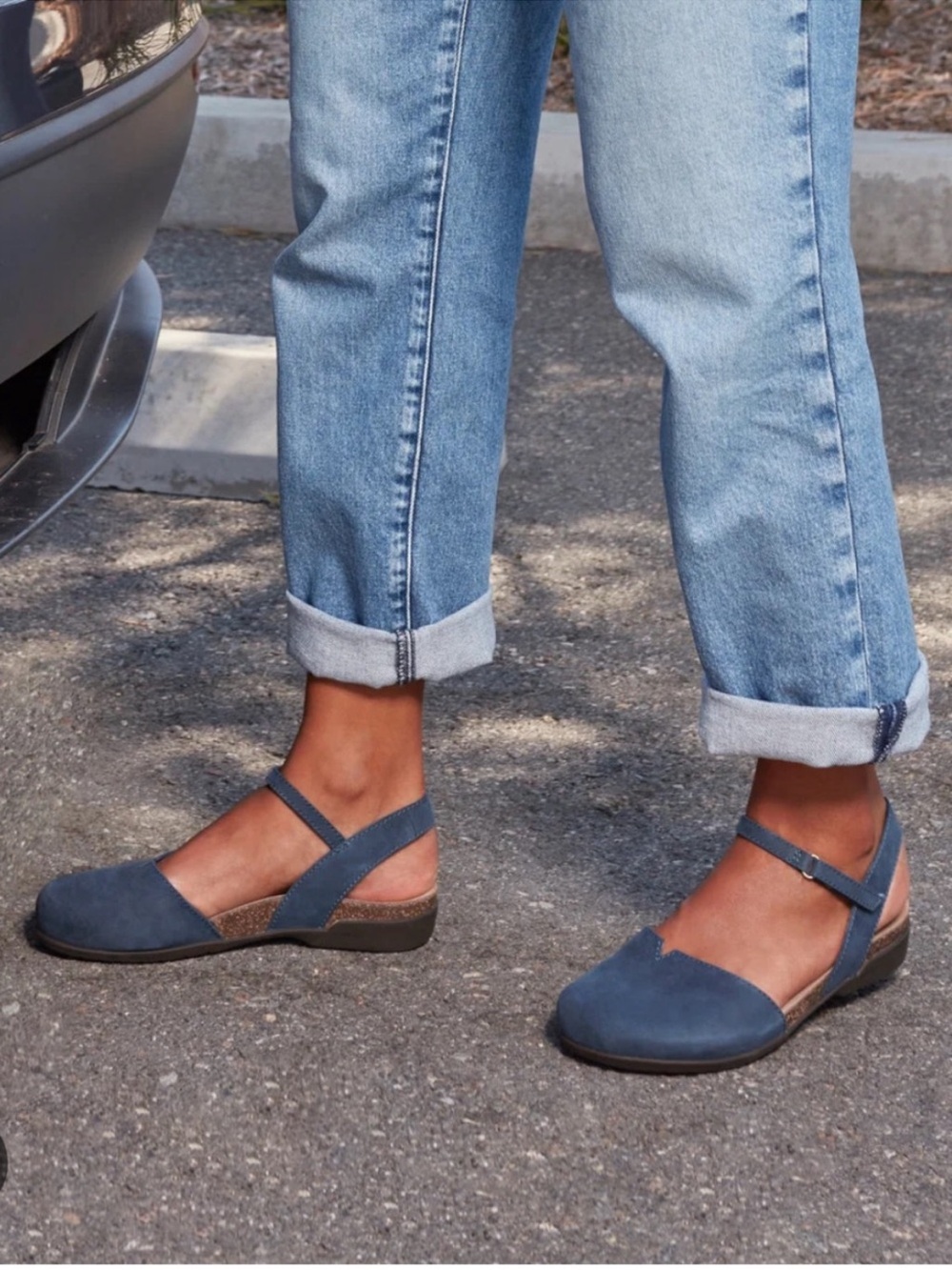 Dansko Rowan Navy Milled Nubuck Comfort Sandal Size 41